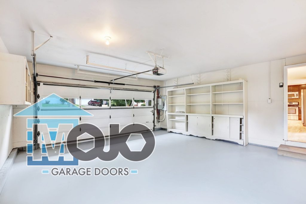 Mojo_white garage door