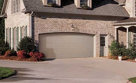 Lincoln garage doors