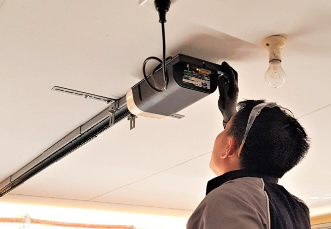 Disconnecting  the Garage Door Opener